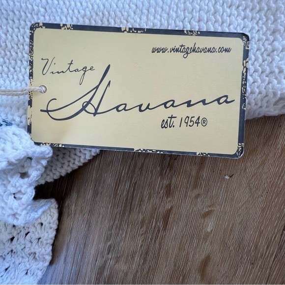 Vintage Havana Blue White and Red Star lightweight top for July 4th, patriotic - Picture 4 of 7